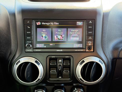 Used 2015 Jeep Wrangler Unlimited Sahara w/ Dual Top Group AWD/4WD image 54
