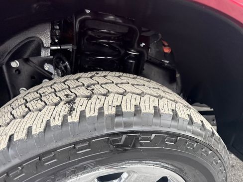 Used 2025 Ford F250 Lariat w/ Chrome Package image 19