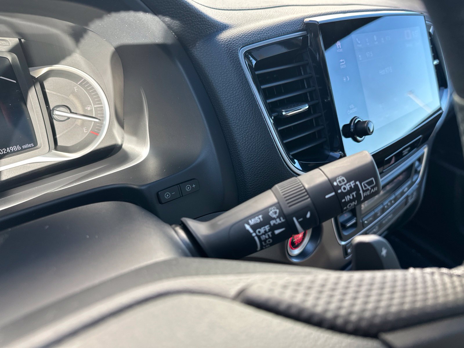 Used 2023 Honda Passport EX-L image 44