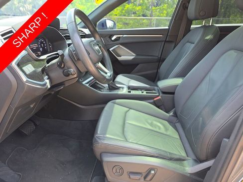 Used 2021 Audi Q3 2.0T Premium Plus w/ Premium Plus Package AWD/4WD image 25