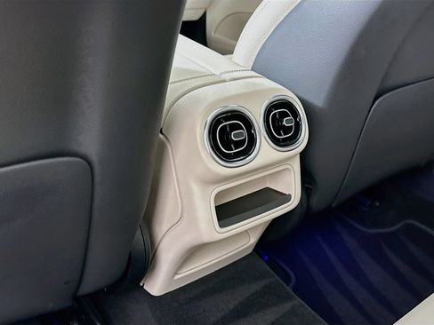 Certified 2026 Mercedes-Benz GLC 300 4MATIC image 29