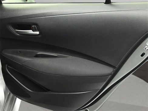 Used 2020 Toyota Corolla LE image 14