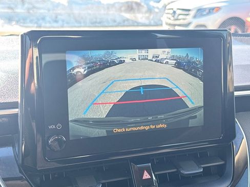 Used 2025 Toyota Corolla LE image 22