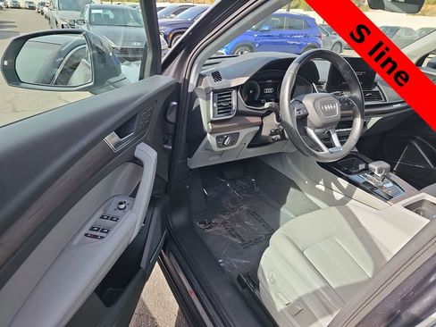 Used 2022 Audi Q5 2.0T Premium Plus w/ Premium Plus Package image 10