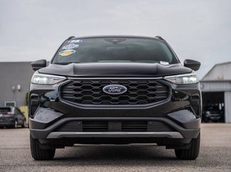 Used 2025 Ford Escape ST-Line w/ Tech Pack #1 FWD video 2