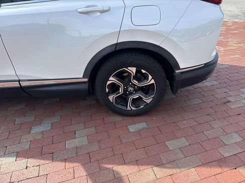 Used 2018 Honda CR-V Touring image 6