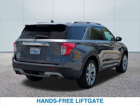 Used 2023 Ford Explorer Platinum w/ Technology Package AWD/4WD image 7