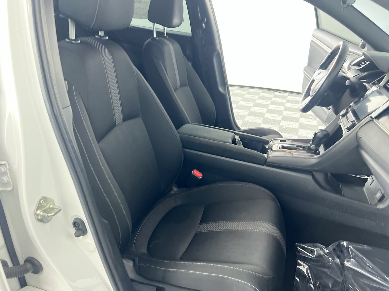 Used 2020 Honda Civic EX image 22