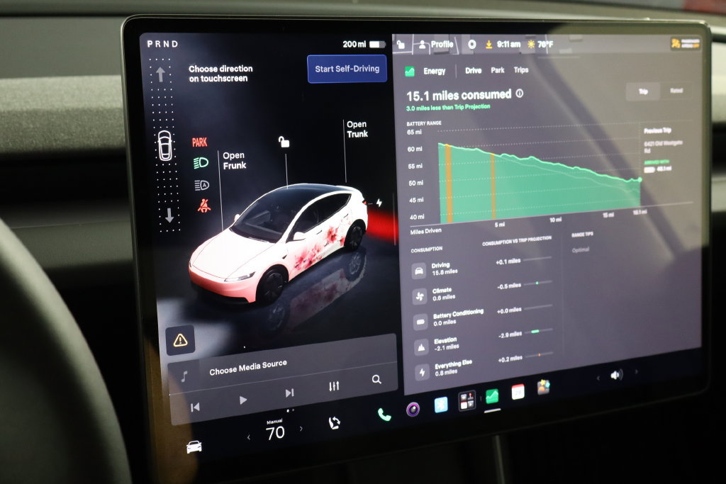 Used 2026 Tesla Model Y 2WD image 42