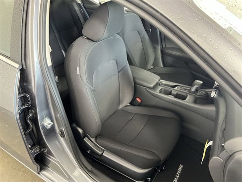 New 2025 Nissan Sentra S image 28