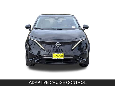 Used 2023 Nissan Ariya AWD image 4
