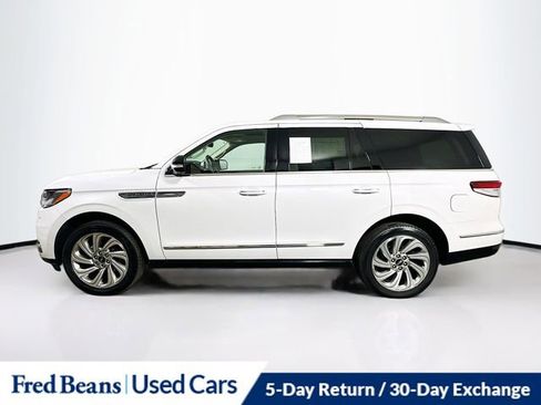Certified 2024 Lincoln Navigator Premiere image 4