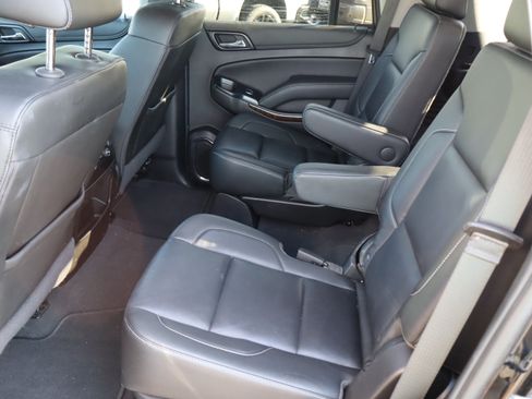 Used 2020 Chevrolet Tahoe LT RWD image 32