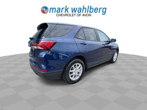 Certified 2023 Chevrolet Equinox LS w/ LS Convenience Package image 9