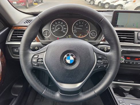Used 2015 BMW 328i xDrive Sedan AWD/4WD image 12