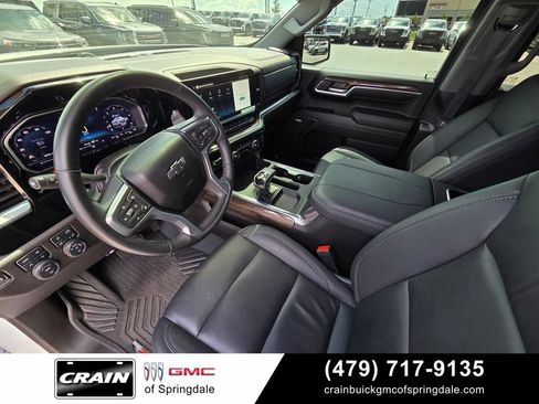 Used 2024 Chevrolet Silverado 1500 RST w/ RST All Star Premium Package AWD/4WD image 10