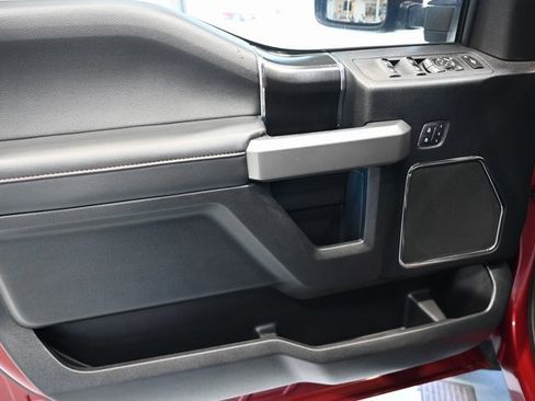 Used 2018 Ford F250 Platinum image 30