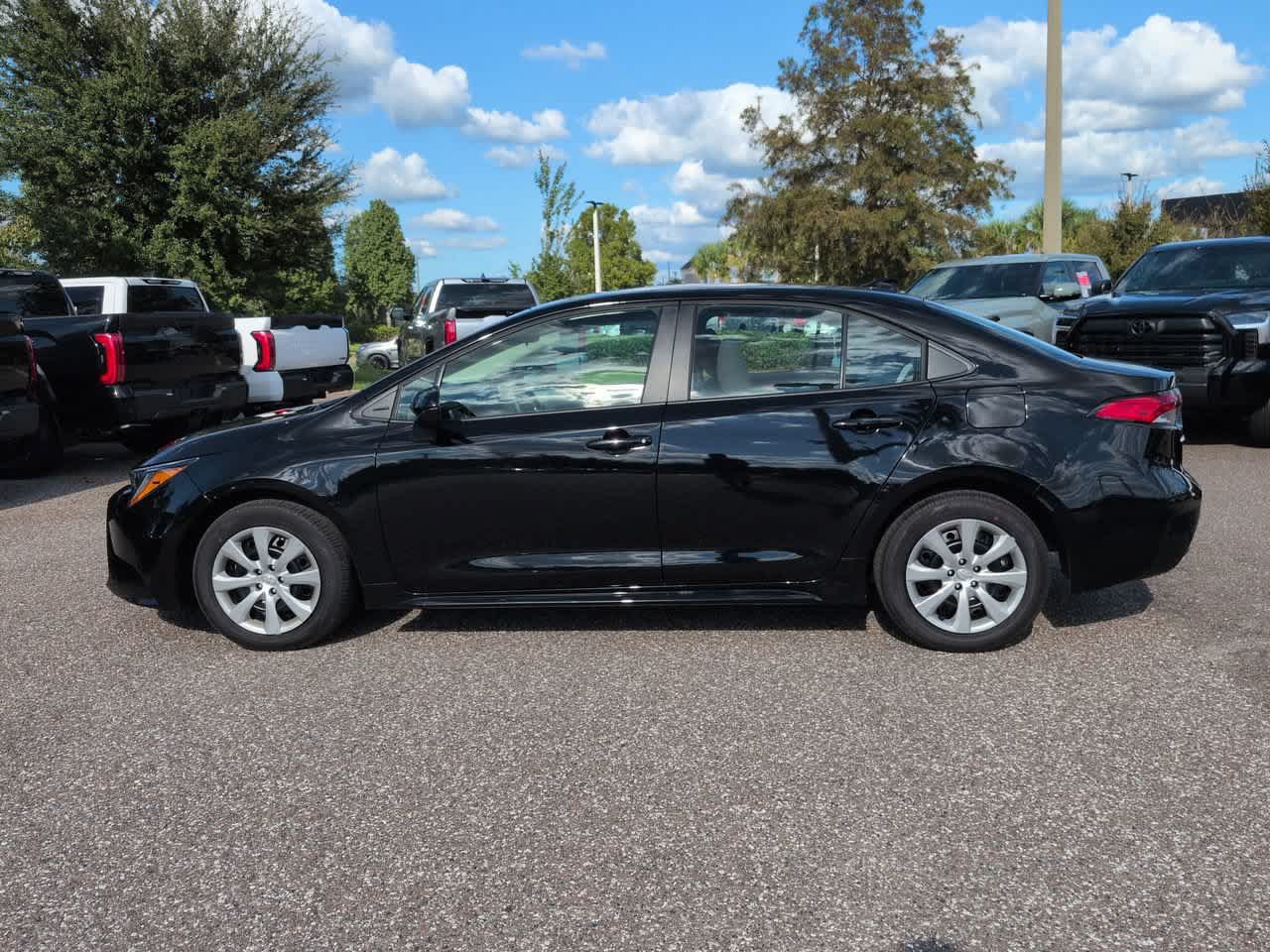 Certified 2026 Toyota Corolla LE FWD image 3