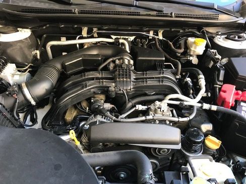 Used 2020 Subaru Outback Limited w/ Popular Package #2 image 11