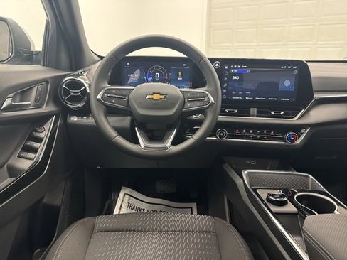 New 2026 Chevrolet Equinox LT w/ LPO, Floor Liner Package image 21