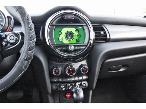 Used 2019 MINI Cooper 2-Door Hardtop FWD image 28