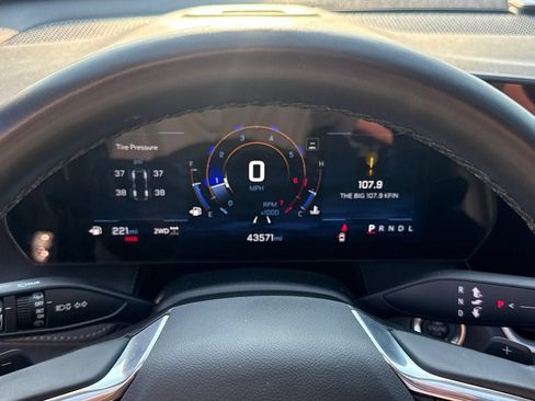 Used 2025 Chevrolet Equinox LT w/ Convenience Package II AWD/4WD image 20
