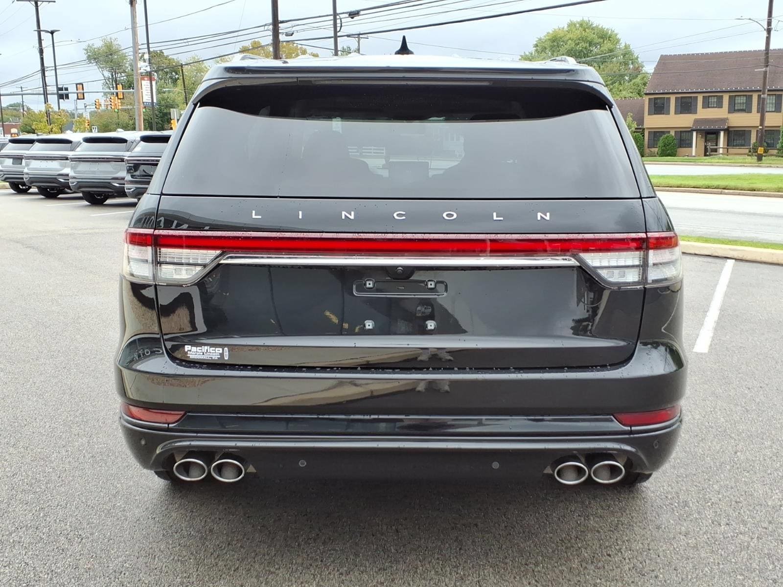 Certified 2023 Lincoln Aviator Reserve w/ Equipment Group 201A AWD/4WD image 5