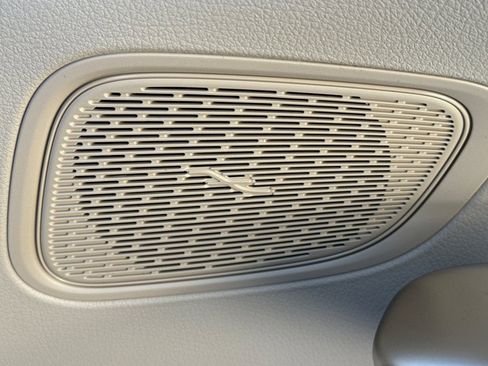 New 2026 Mercedes-Benz GLC 300 image 6