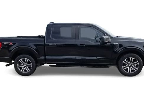 Used 2021 Ford F150 XL w/ STX Appearance Package image 9