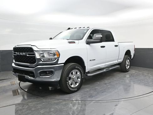 Used 2024 RAM 2500 Big Horn w/ Snow Chief Group image 3