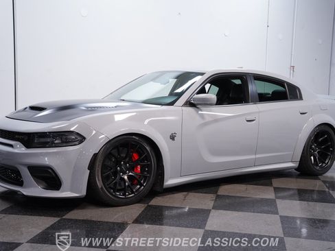 Used 2021 Dodge Charger SRT Hellcat RWD image 7