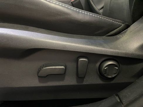 Used 2020 Subaru Outback Limited image 15