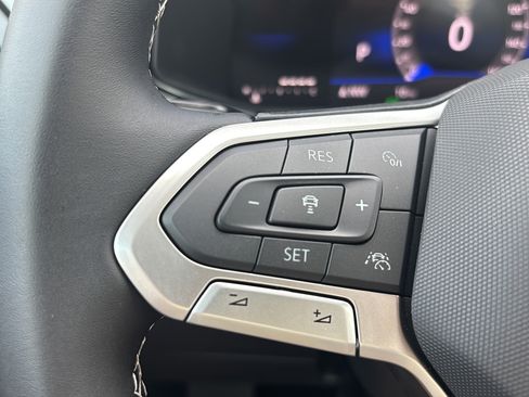 New 2026 Volkswagen Taos S FWD image 21