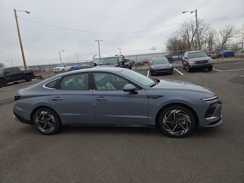 New 2026 Hyundai Sonata SEL image 5