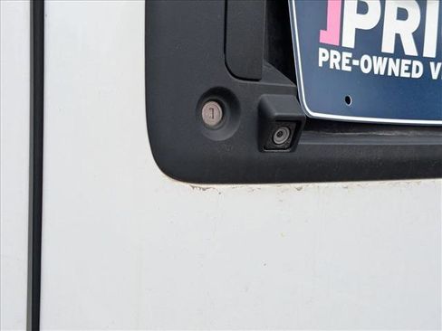 Used 2018 Chevrolet Express 3500 LT w/ LT Preferred Equipment Group image 10