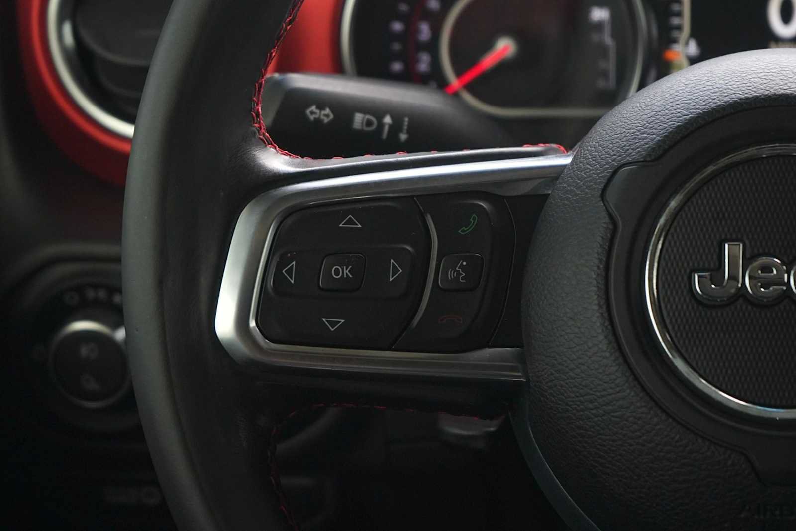 Used 2021 Jeep Gladiator Rubicon AWD/4WD image 17