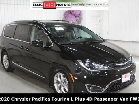Used 2020 Chrysler Pacifica Touring-L Plus w/ Tire & Wheel Group image 1