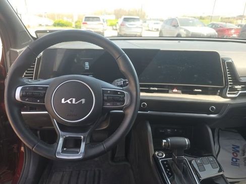 Used 2025 Kia Sportage X-Line w/ Premium Package image 8