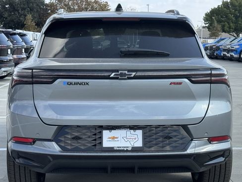 New 2026 Chevrolet Equinox EV RS image 5