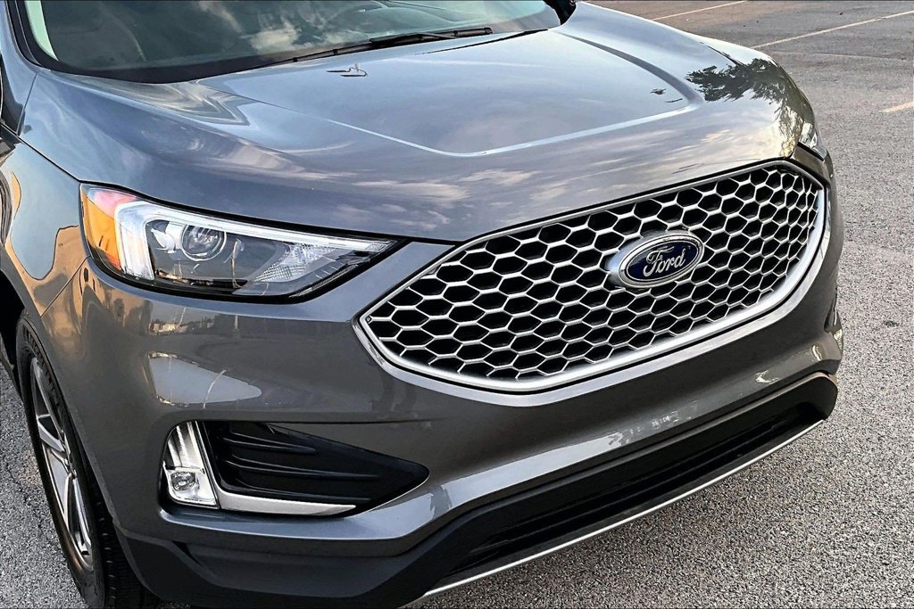 Certified 2024 Ford Edge SEL w/ Convenience Package AWD/4WD image 30