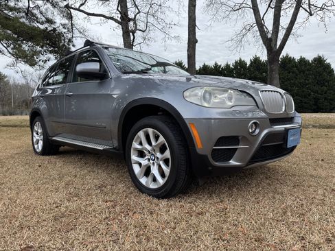 Used 2013 BMW X5 xDrive35i image 6