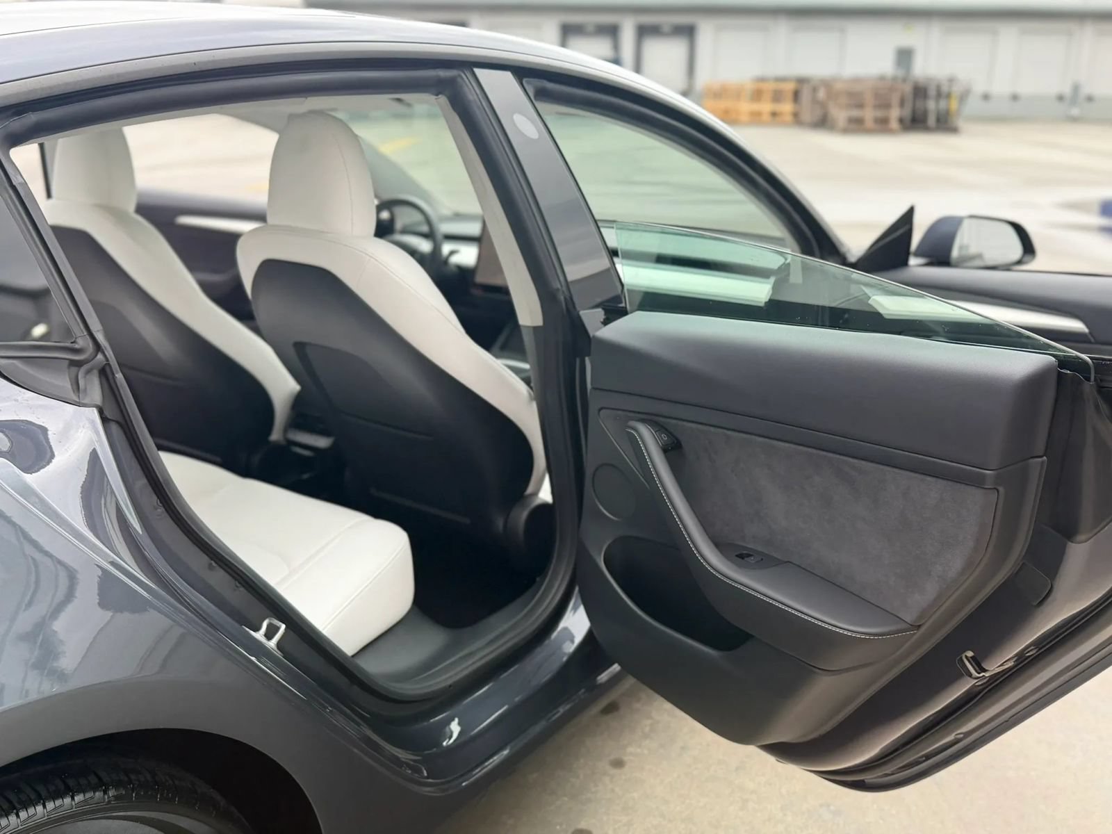 Used 2023 Tesla Model 3 Standard Range RWD image 21