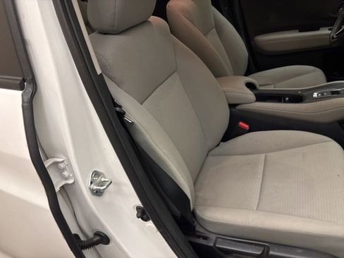 Used 2021 Honda HR-V LX image 20