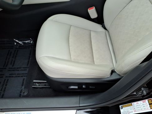 Used 2024 Nissan Altima 2.5 SL FWD image 15