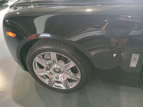 Used 2010 Rolls-Royce Ghost RWD image 43