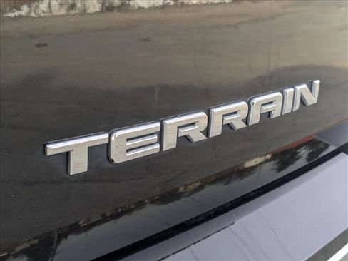 Used 2021 GMC Terrain SLT w/ Infotainment Package II image 9