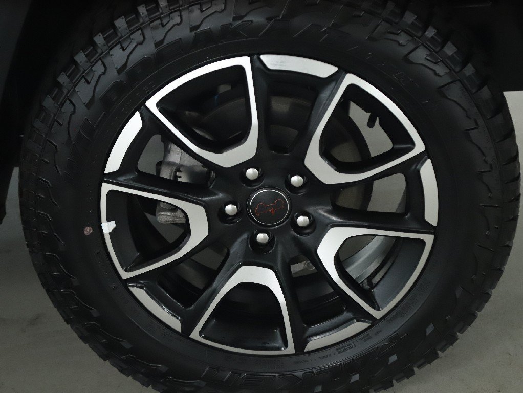 Used 2025 Jeep Compass Trailhawk AWD/4WD image 38