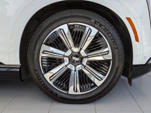 New 2025 Cadillac Escalade IQ Luxury 1 image 24