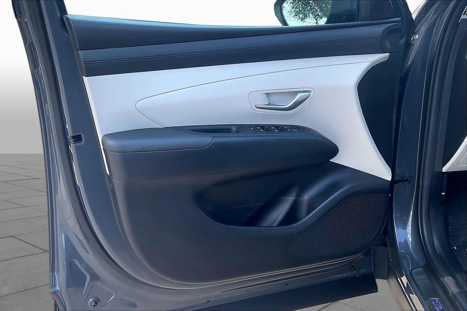 Used 2025 Hyundai Tucson SEL FWD image 22