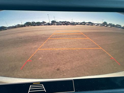 Used 2024 Chevrolet Equinox LT image 16